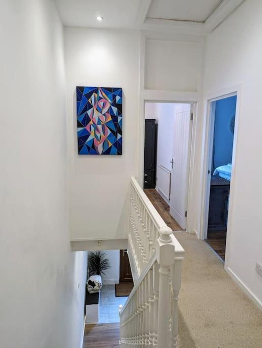 Holiday home Stylish House In Welsh Hills, Sleeps 8 To 12 *